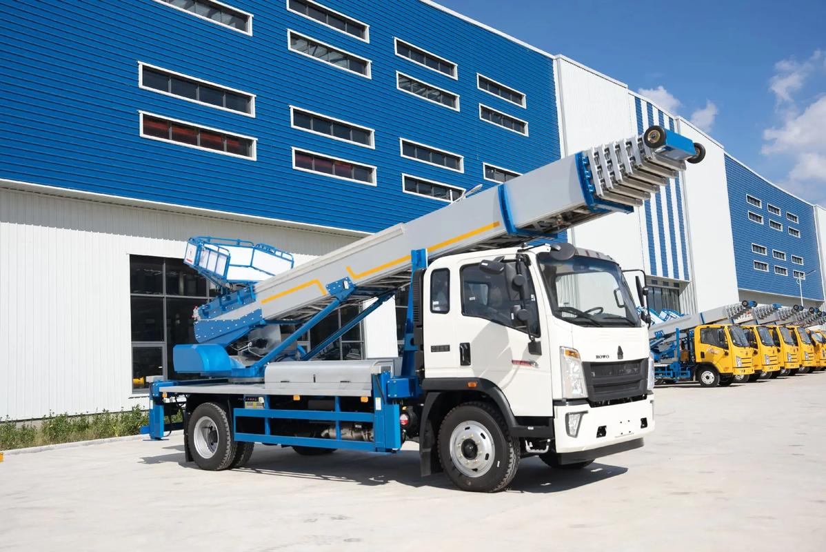 黄流镇出租云梯车高空作业车 建筑垃圾搬运