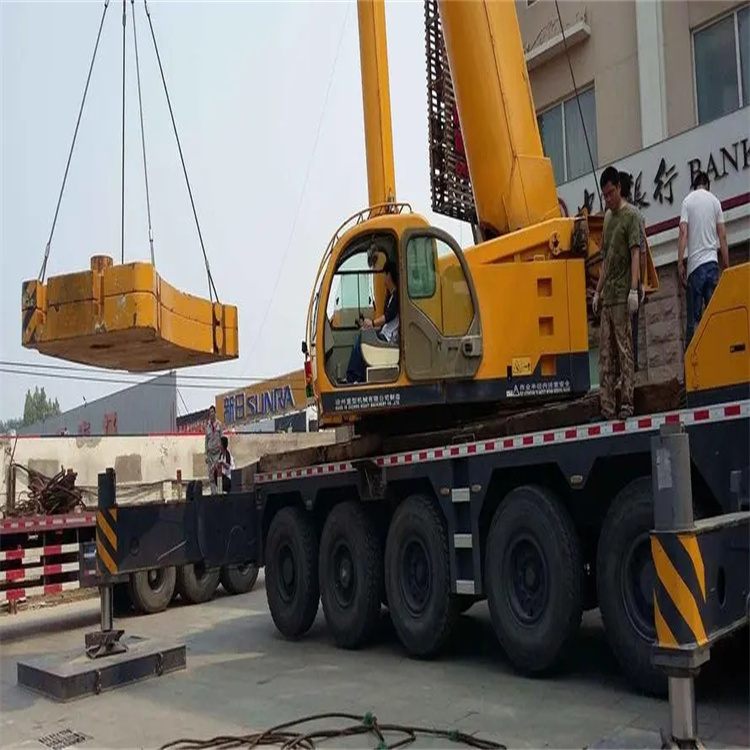 黄流镇当地吊车出租|机器吊装|75吨|工厂搬迁服务